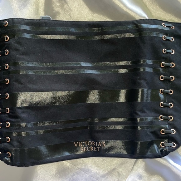 Victoria’s Secret Weekender Tote Black Corset Lace Rose Gold Accents Zipper - Picture 5 of 12